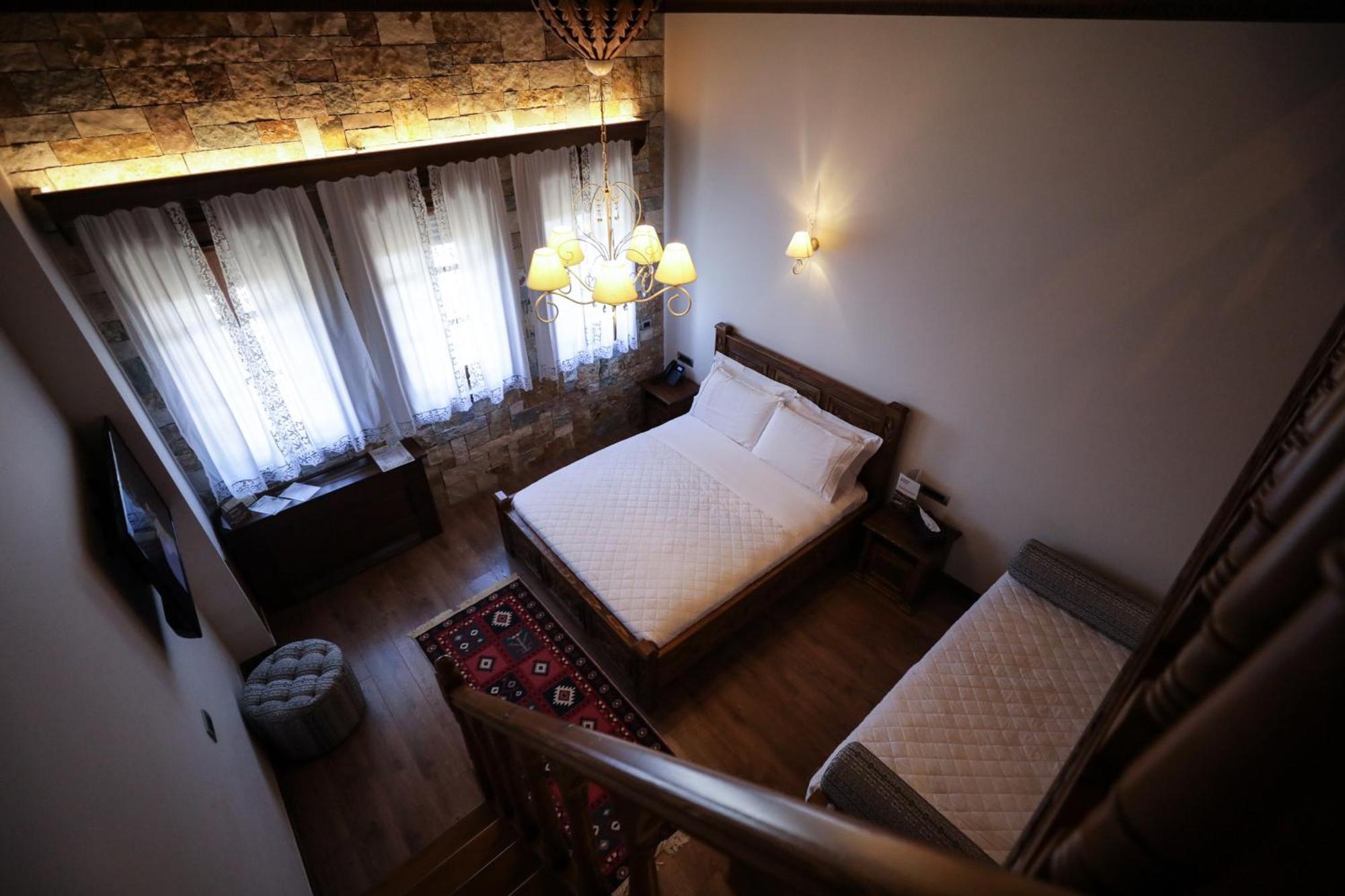 Kerculla Resort Gjirokastër 外观 照片