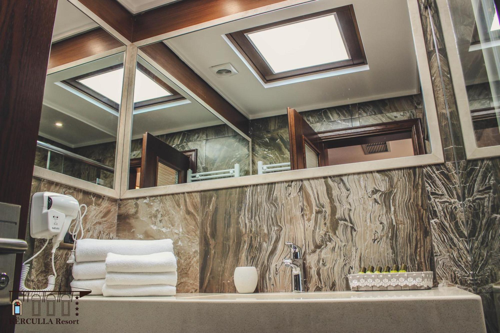 Kerculla Resort Gjirokastër 外观 照片